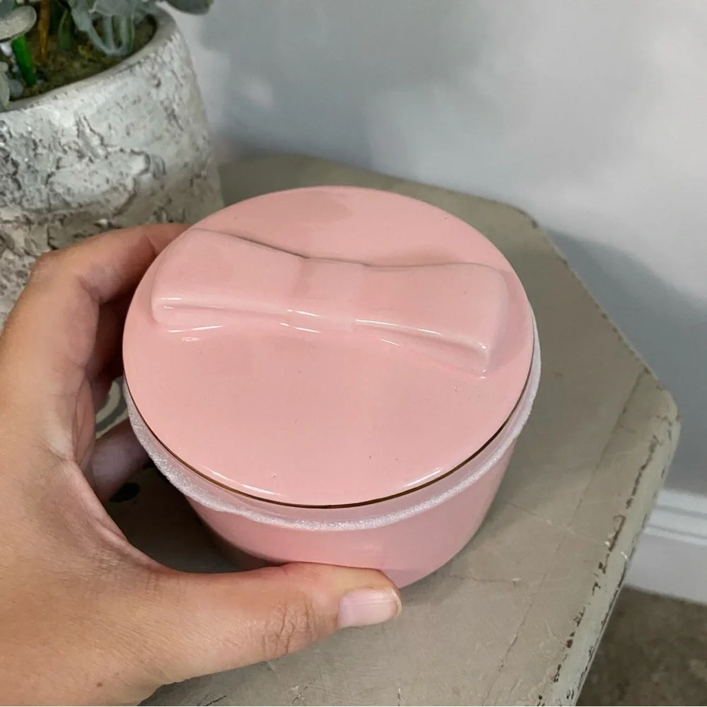 [Cupcakes & Cashmere] Pink Ceramic Lidded Jar Bow Detail
